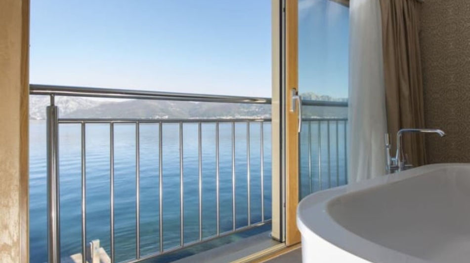 Дом площадью 300 кв.м. с видом на море, лот 974